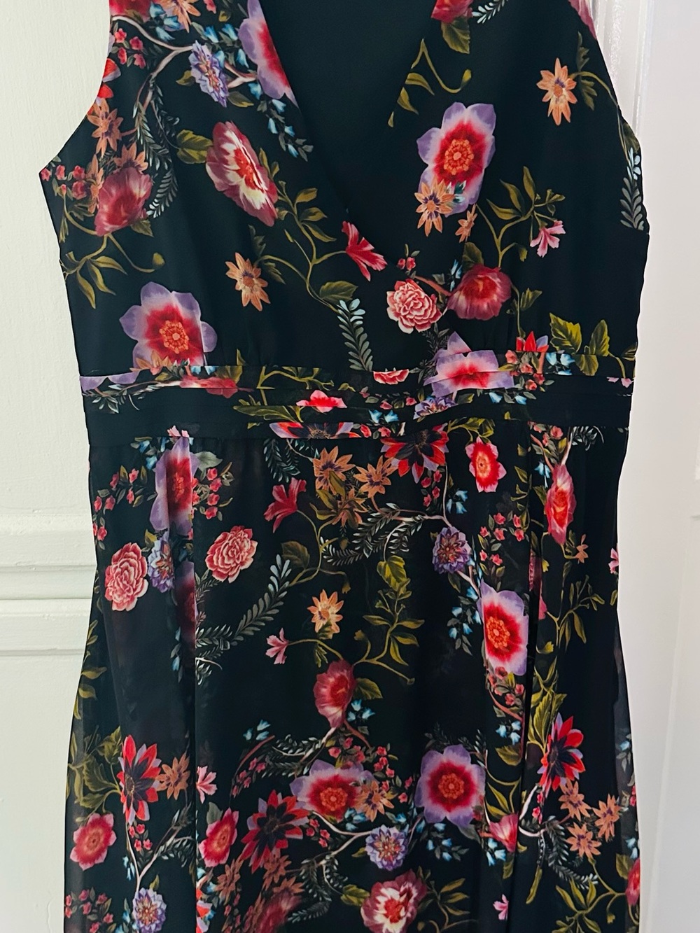 INC International Concepts Black Floral V-Neck Midi Dress